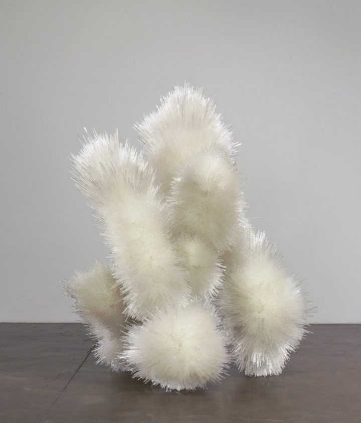 Tara Donovan, Untitled, 2014, acrylic and adhesive, 64" x 52-1/2" x 41-1/4" (162.6 cm x 133.4 cm x 104.8 cm) © Tara Donovan