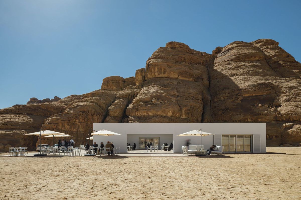 Desert X Al Ula Visitor Centre. Fotografia di Colin Robertson