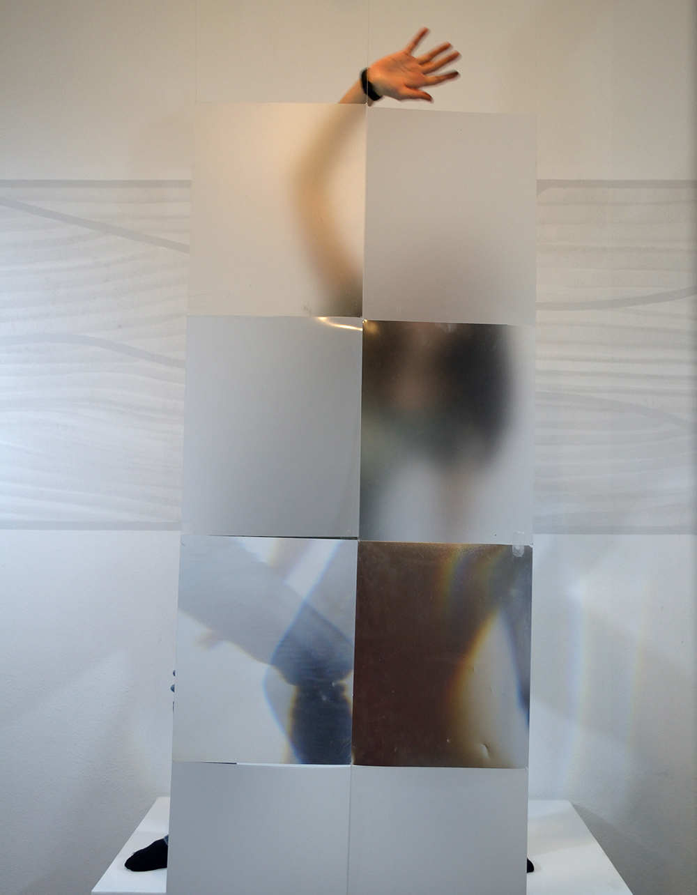 Sperimentazione su fogli magici. Ambu-Picci Production