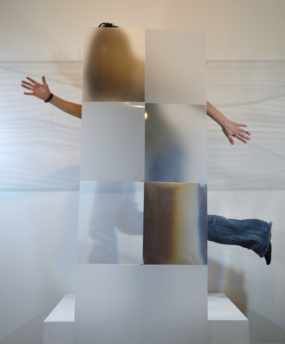 Sperimentazione su fogli magici. Ambu-Picci Production