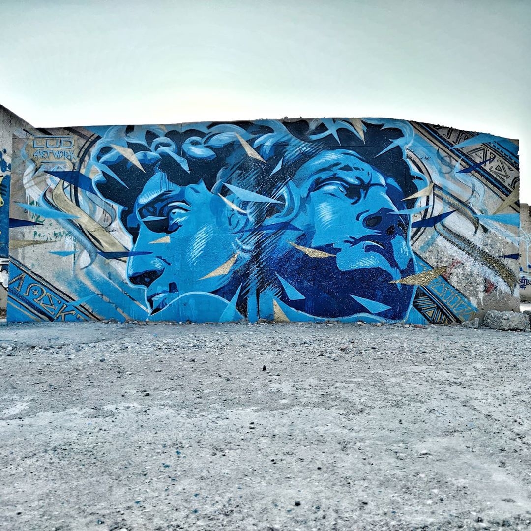 Lud @ Naxos, Greece Lud @ Naxos, Greece