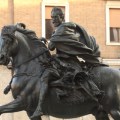 Statua equestre di Francesco Mochi. Fotografia di Pagani, Archivio Comune di Piacenza