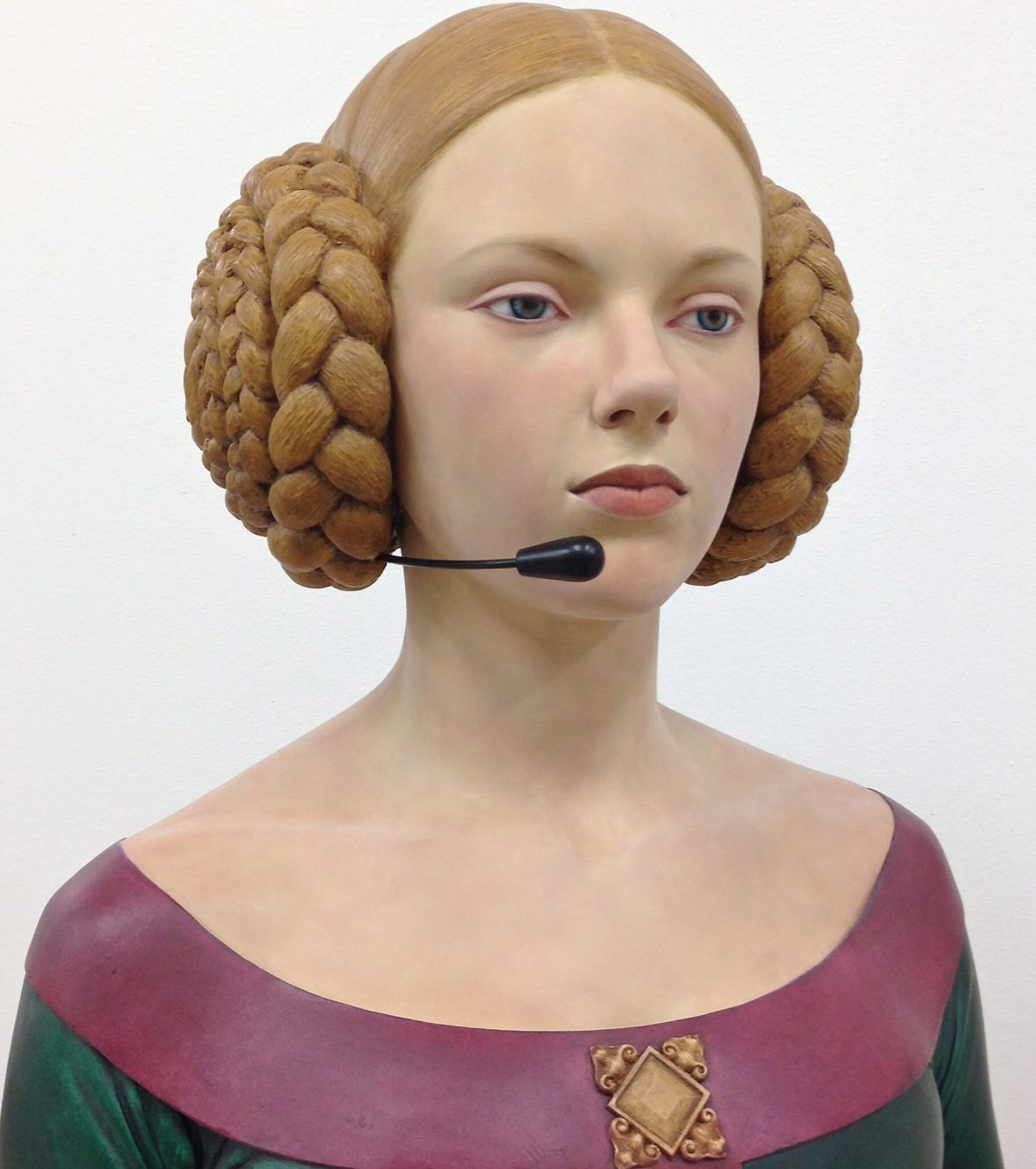 Gerard Mas. “Call center lady,” polychrome resin
