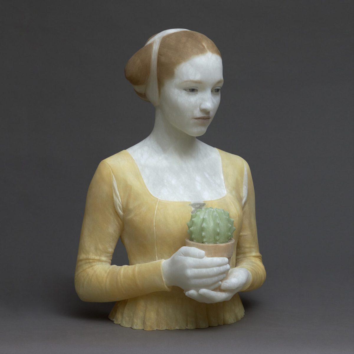 Gerard Mas. “Lady of the cactus” (2019), polychrome alabaster