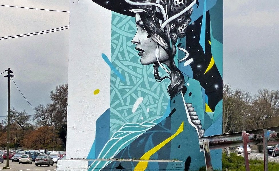 Russ @ Avignon, France