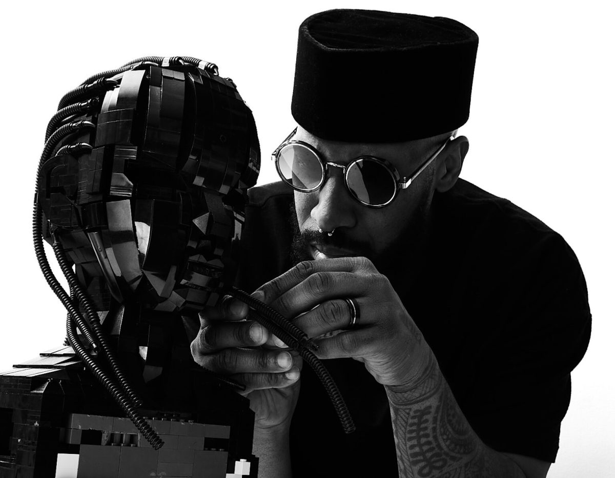 Ekow Nimako at work. Photo by Janick Laurent