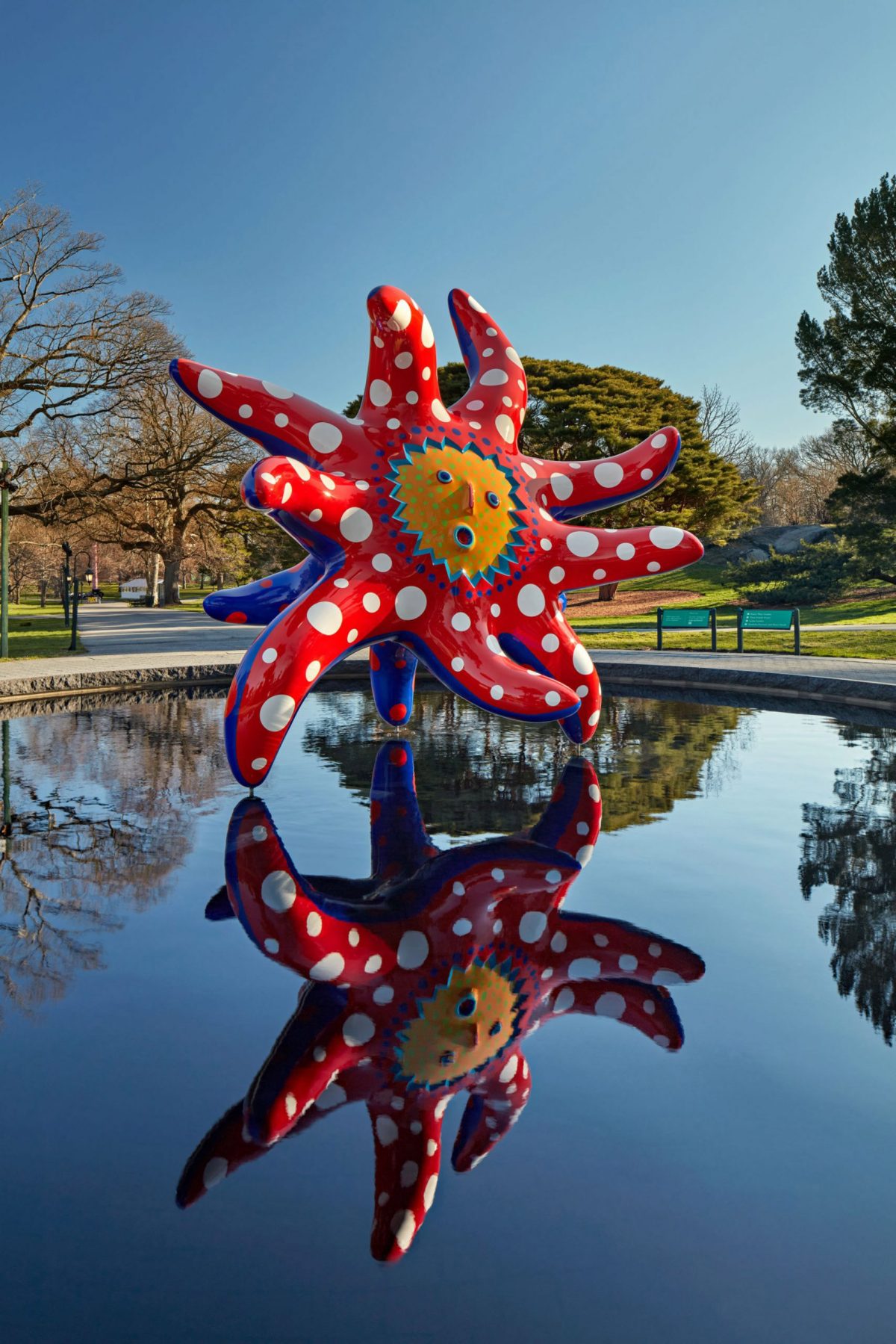 I Want to Fly to the Universe by Yayoi Kusama @ Botanical Garden, New York
