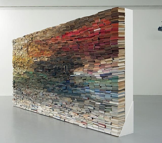 Book sculpture by Anouk Kruithof