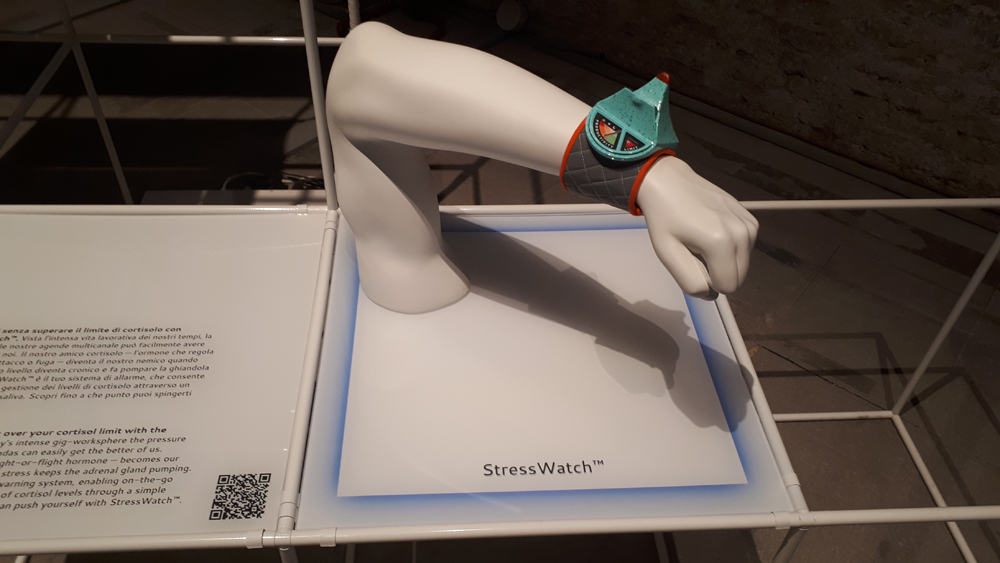 "Catalog for the Post-Human" di Jessica Charlesworth