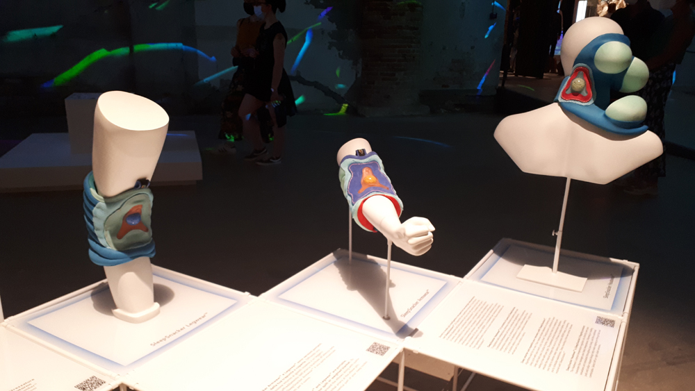 "Catalog for the Post-Human" di Jessica Charlesworth