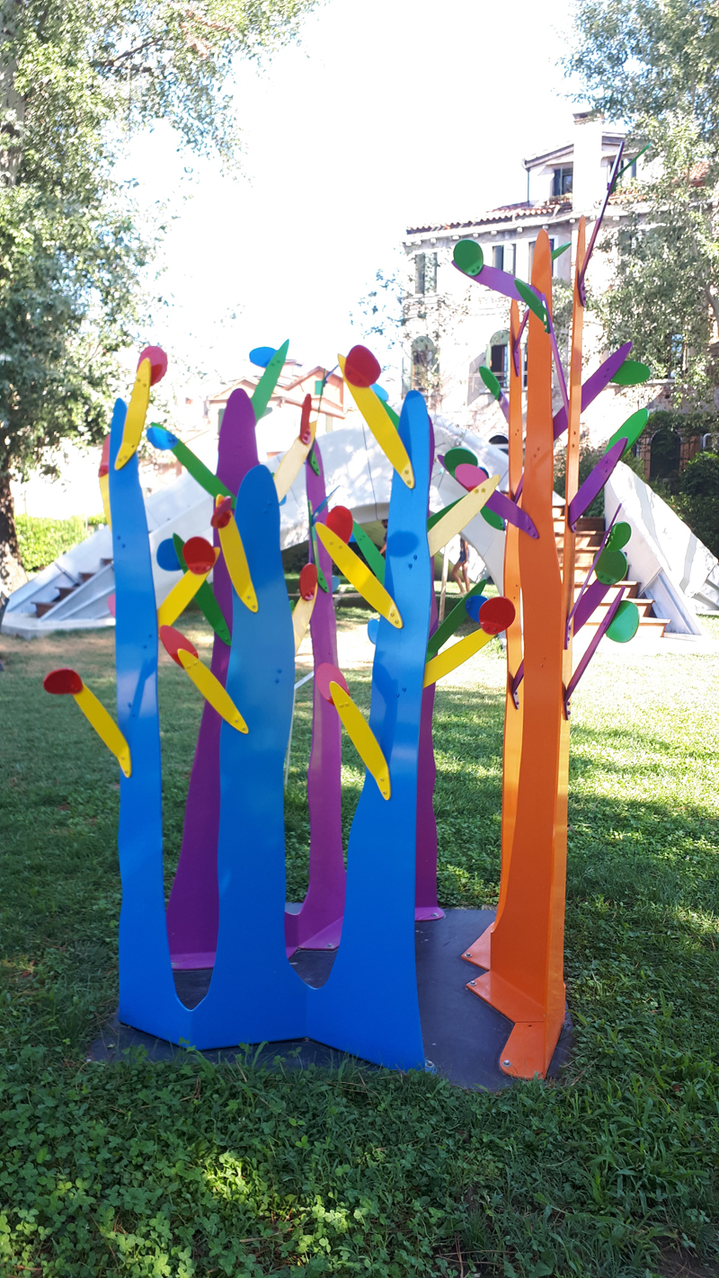 "Triffid V" di Andrée Valley ai Giardini di Marinaressa