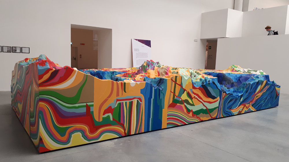 “The Earth is an Architecture” di TVK alla Biennale Architettura 2021