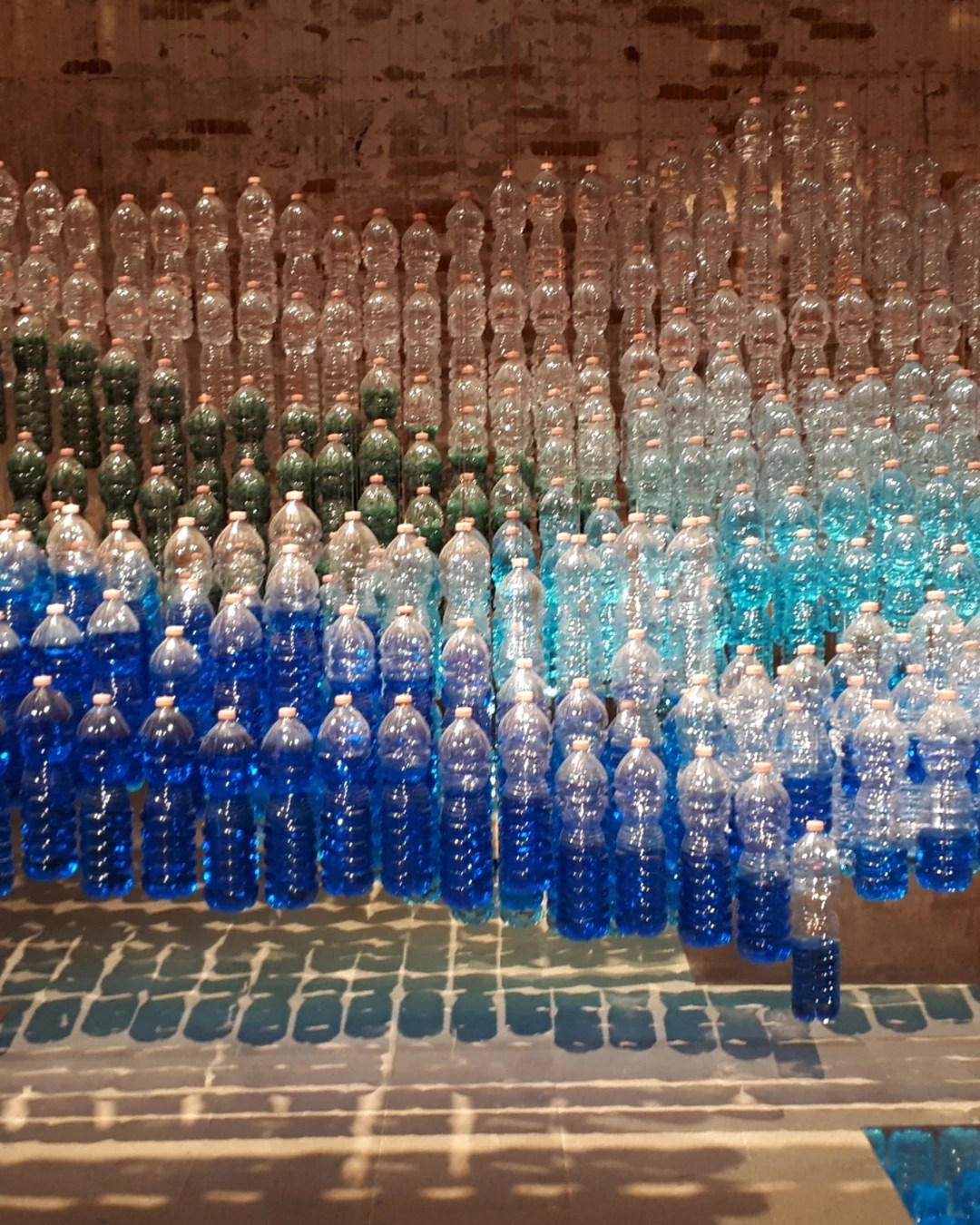 "Hacking (the resort)" di Patti Anahory e Cesar Schofield Cardoso