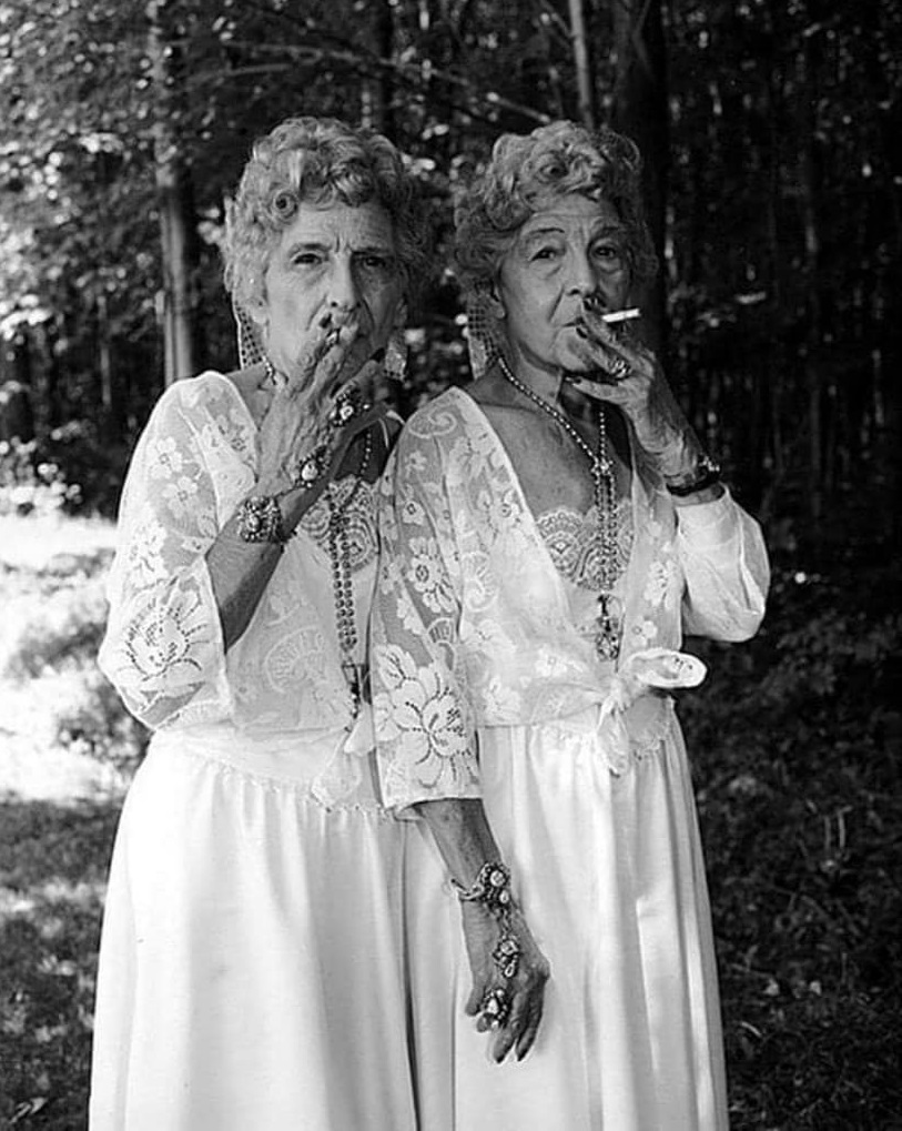 Sue Gallo Baugher and Faye Gallo at the Twins Festival. Twinsburg, Ohio, 1998. Photo by Mary Ellen Mark