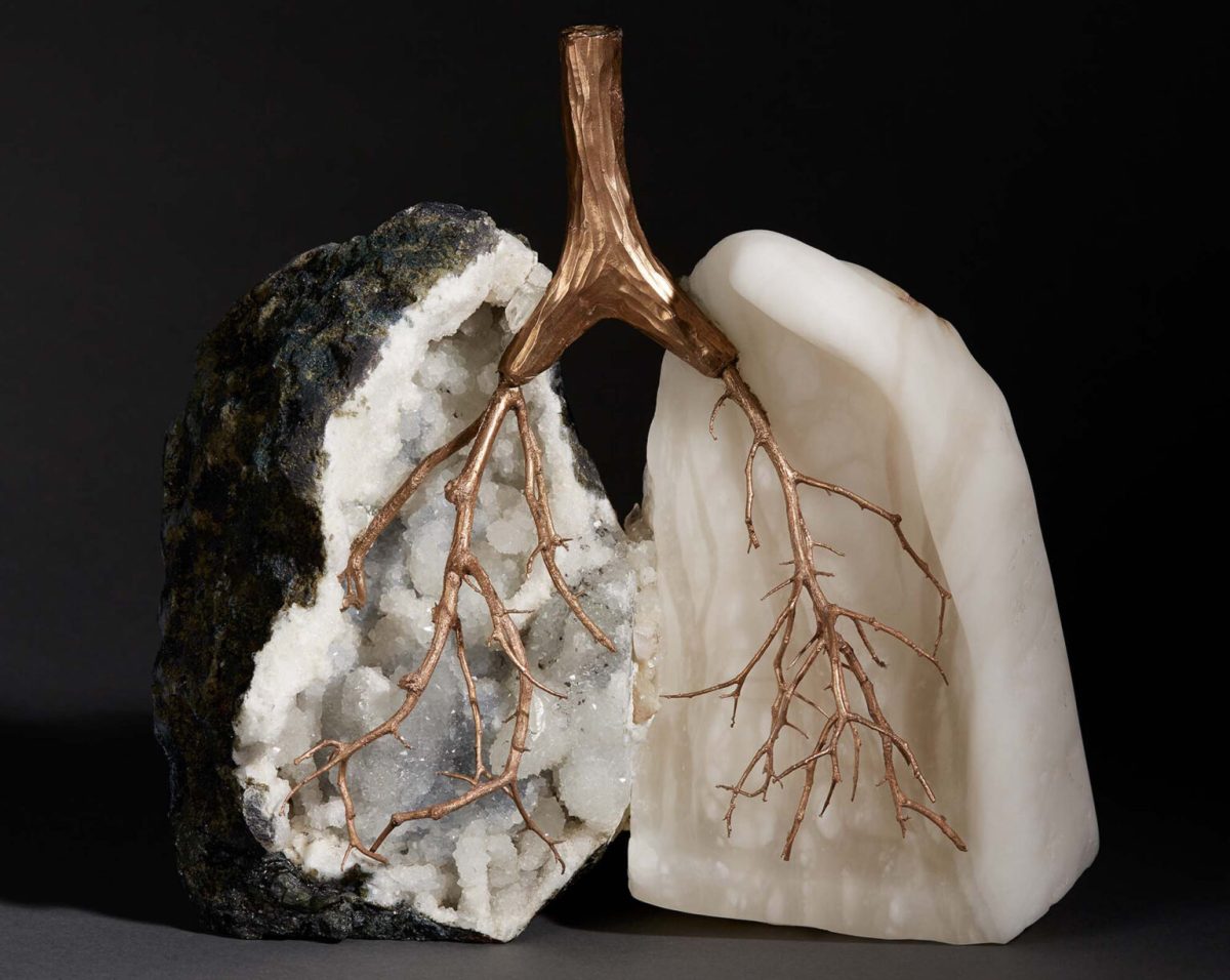 Debra Baxter. “Catch your Breath” (2021), alabaster, bronze, and druzy snow chalcedony, 10 x 10 x 5 inches