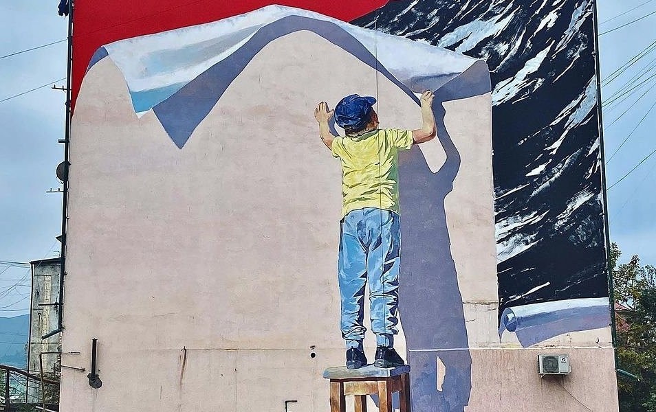 Ilya Robe + Versus Flow @ Derbent, Russia