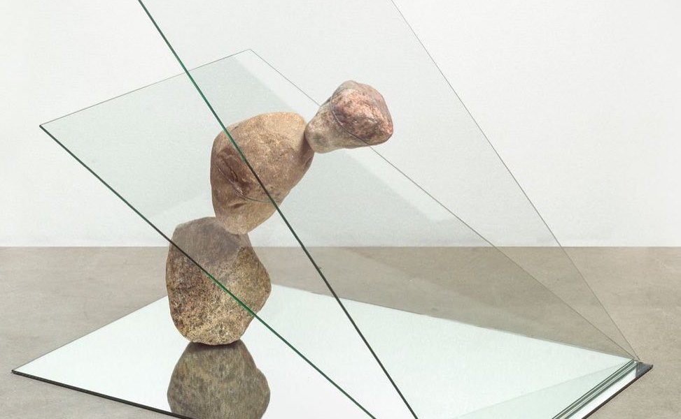 "Hemmungsloser Widerstand" by Alicja Kwade