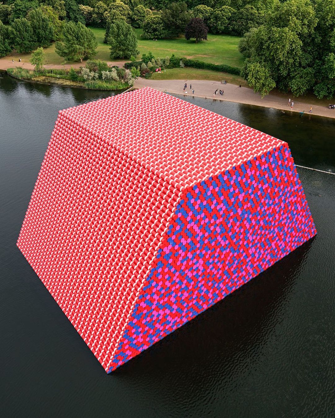 "The London Mastaba" by Christo and Jeanne-Claude