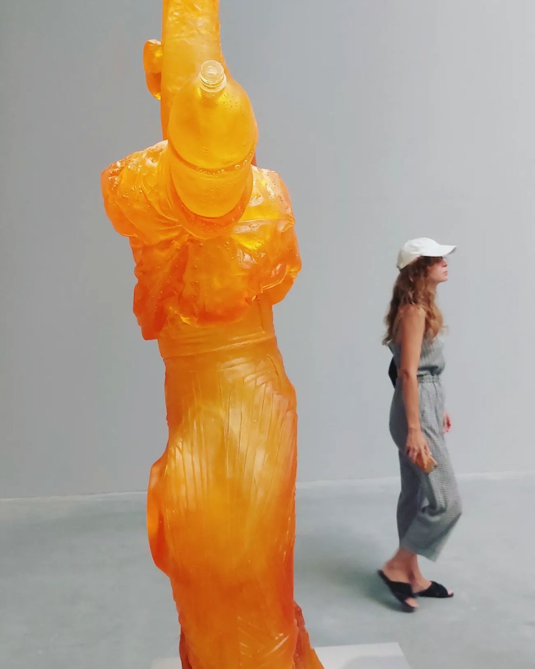 Andra Ursuţa @ Venice Art Biennale 2022