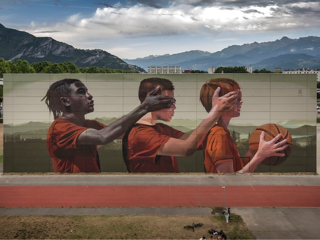 Case Maclaim @ Seyssinet-Pariset, Grenoble, France