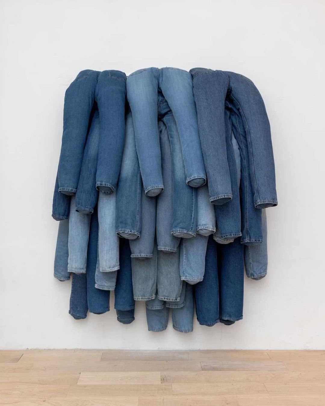 "Todes" by Pia Camil