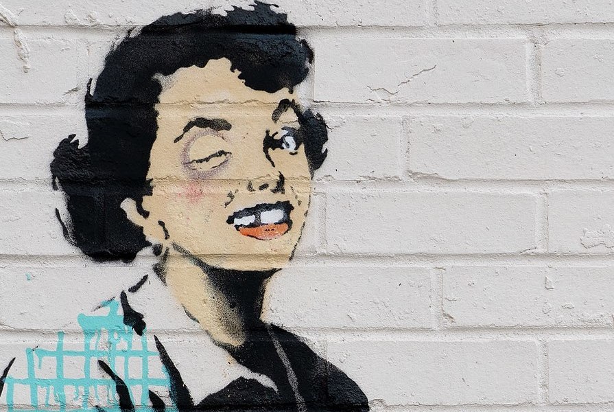 Streetart - "Valentine's Day mascara" by Banksy @ Margate, UK