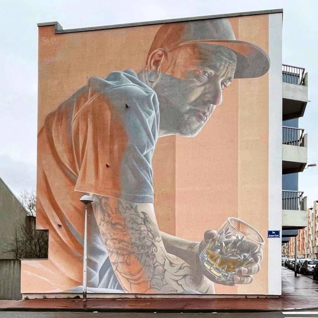 Smug @ Calais, France