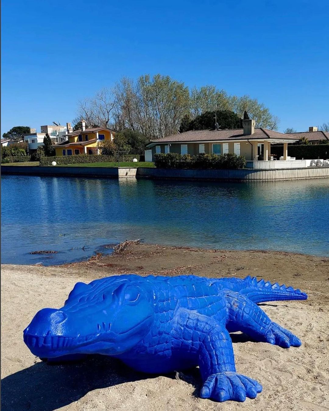 "Naturale | Artificiale" by Cracking Art