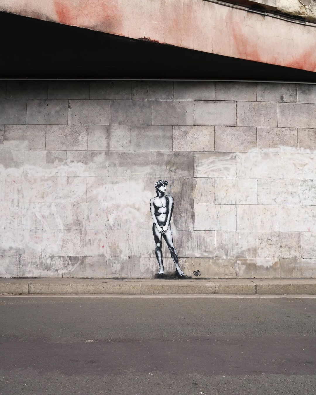 Falco @ Paris, France