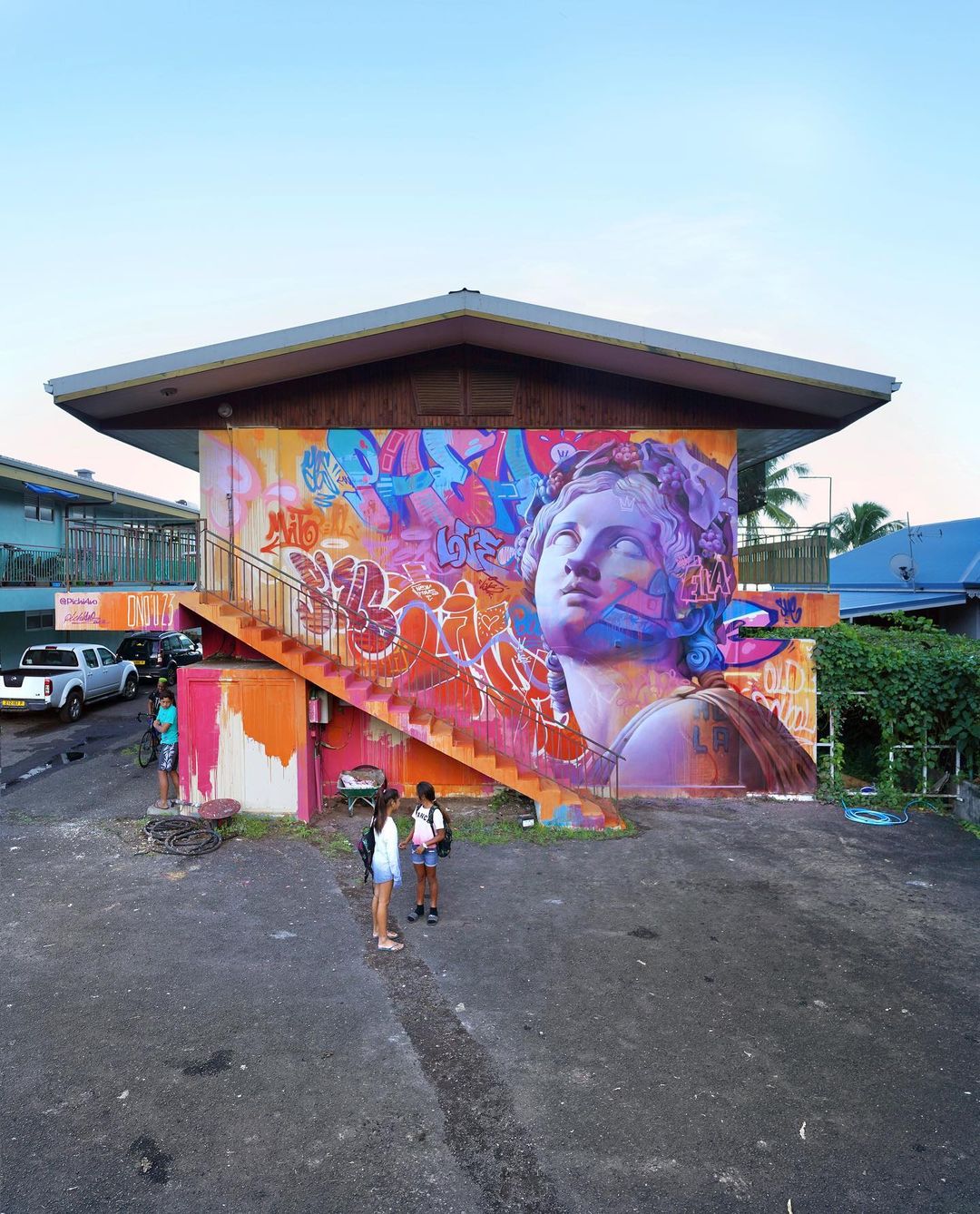 Pichi & Avo @ Paea, Tahiti