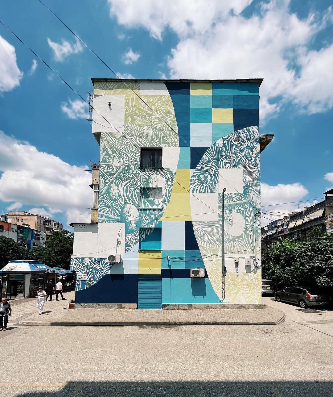 Tellas @ Tirana, Albania