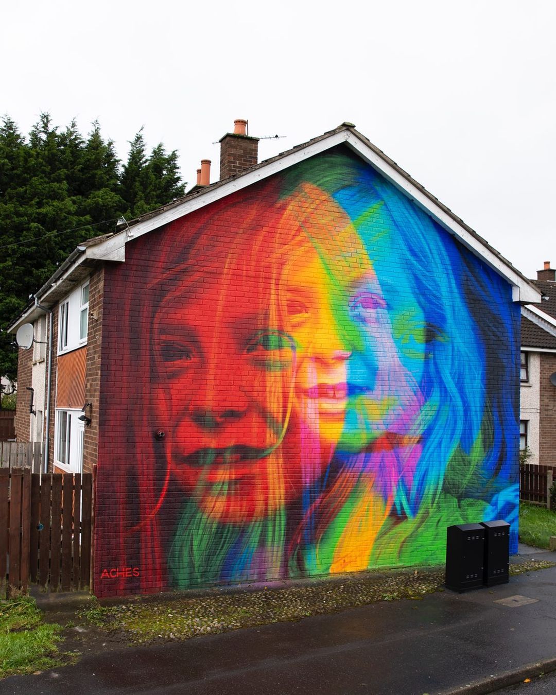 Aches @ Carrickfergus, Northern Ireland, UK Aches @ Carrickfergus, Northern Ireland, UK