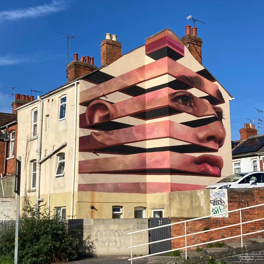 Medianeras @ Swindon, UK