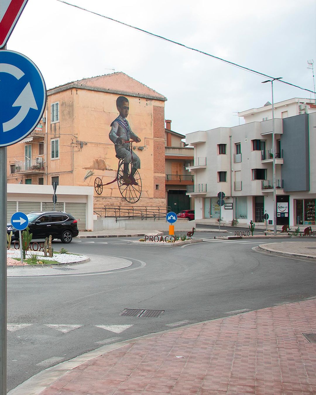 Case Maclaim @ Comiso, Italy